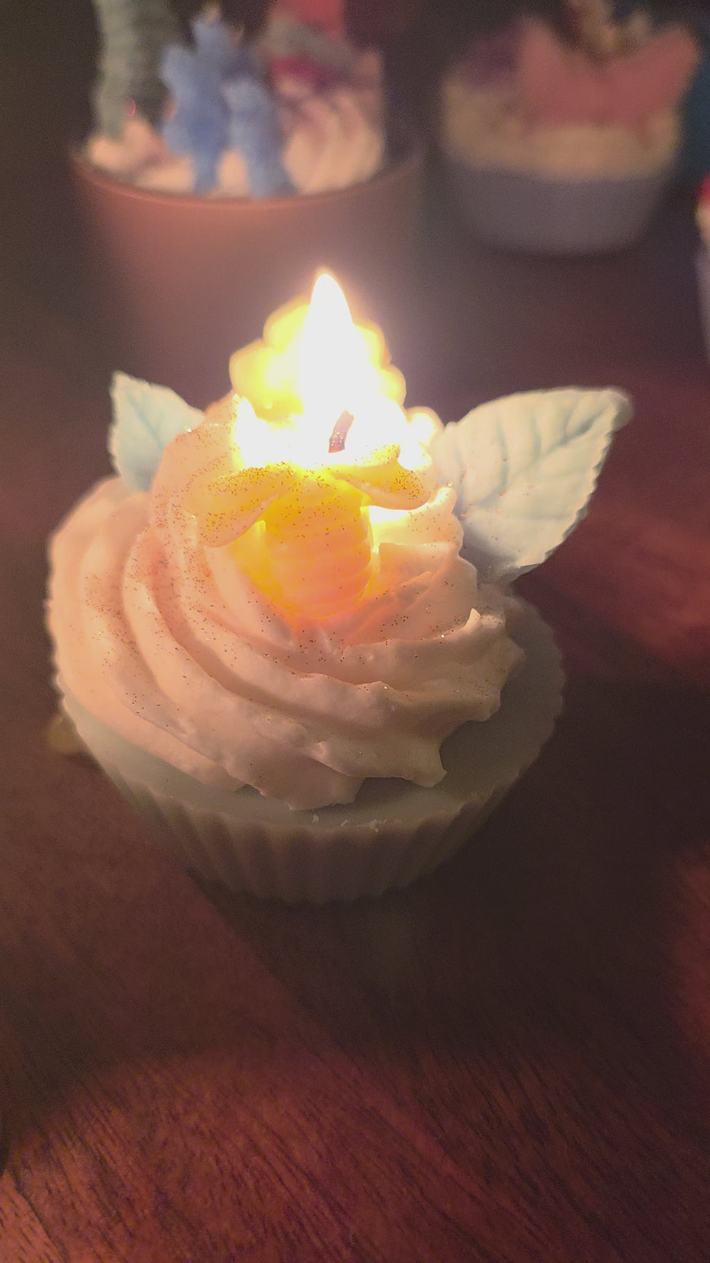 Honeybloom Cupcakekerze - Süß und blumig mit sanfter Honignote