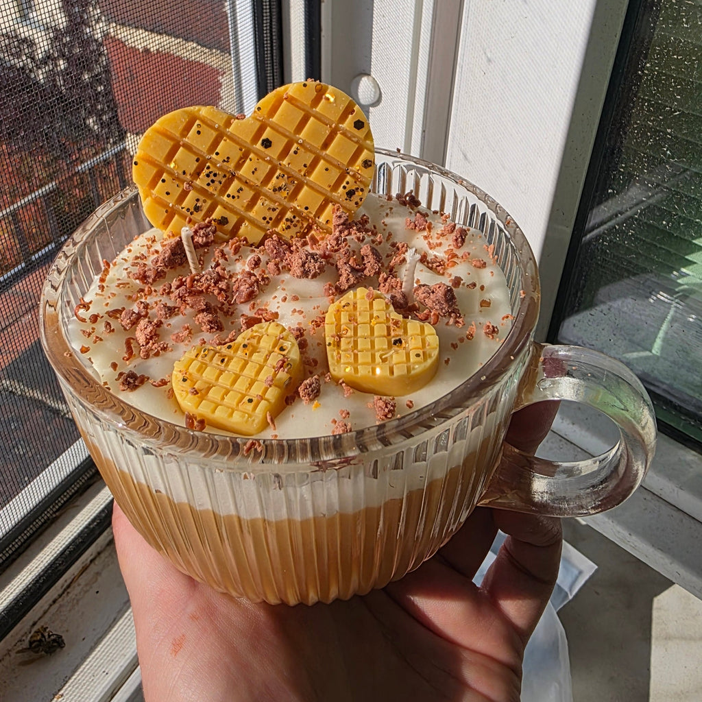 Kaffeeklatsch mit Oma – XXL-Teetassenkerze aus Sojawachs
